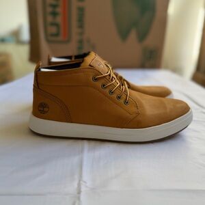 Timberland Men's Davis Sq wheat nubuck new in original box